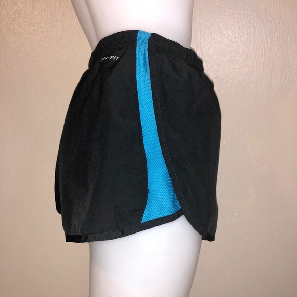 Nike Dri-Fit Shorts - Picture 3 of 6
